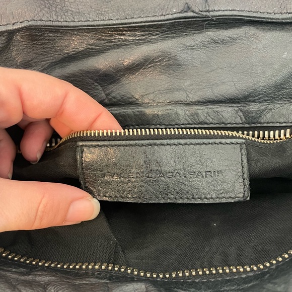 Black Balenciaga Le City Bag - Picture 2 of 5